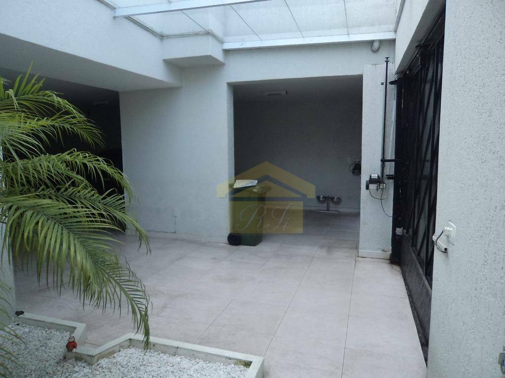 Casa à venda com 3 quartos, 300m² - Foto 19