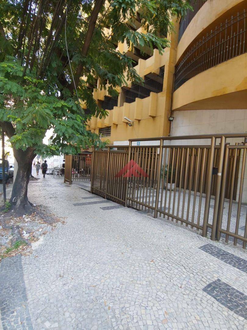 Apartamento à venda com 3 quartos, 98m² - Foto 32