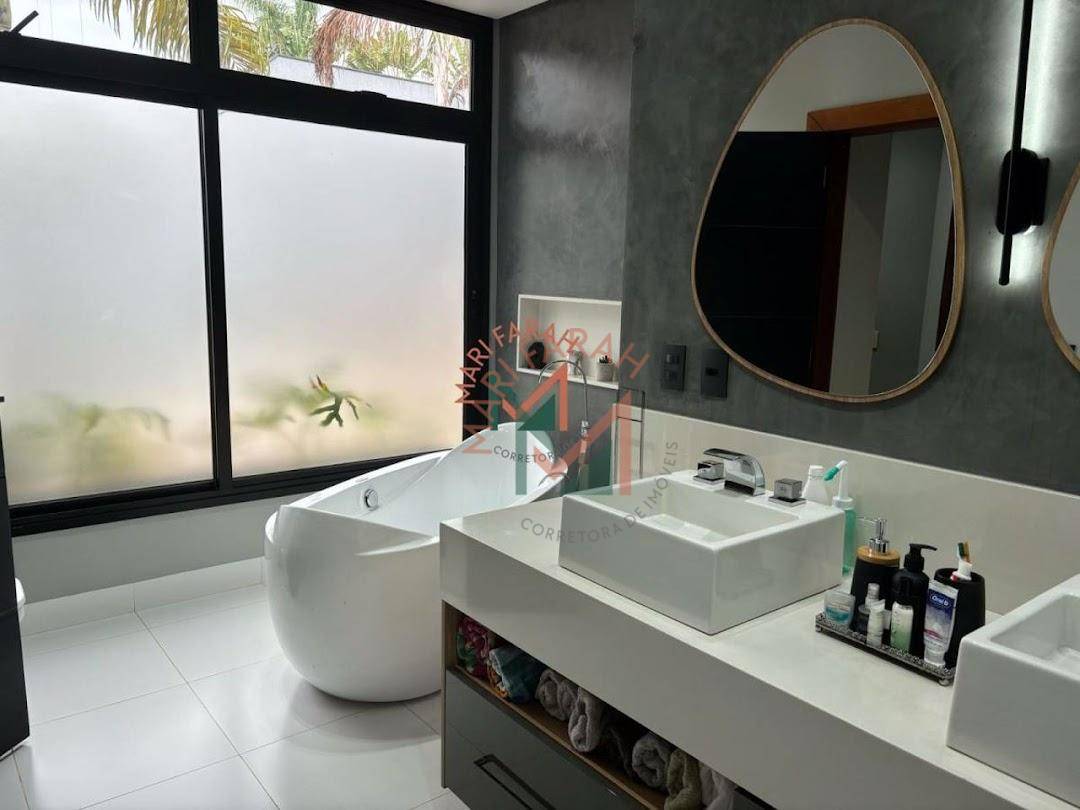 Casa de Condomínio à venda com 4 quartos, 450m² - Foto 7