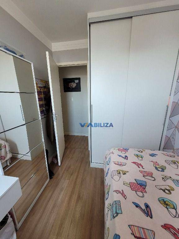 Apartamento à venda com 3 quartos, 64m² - Foto 12