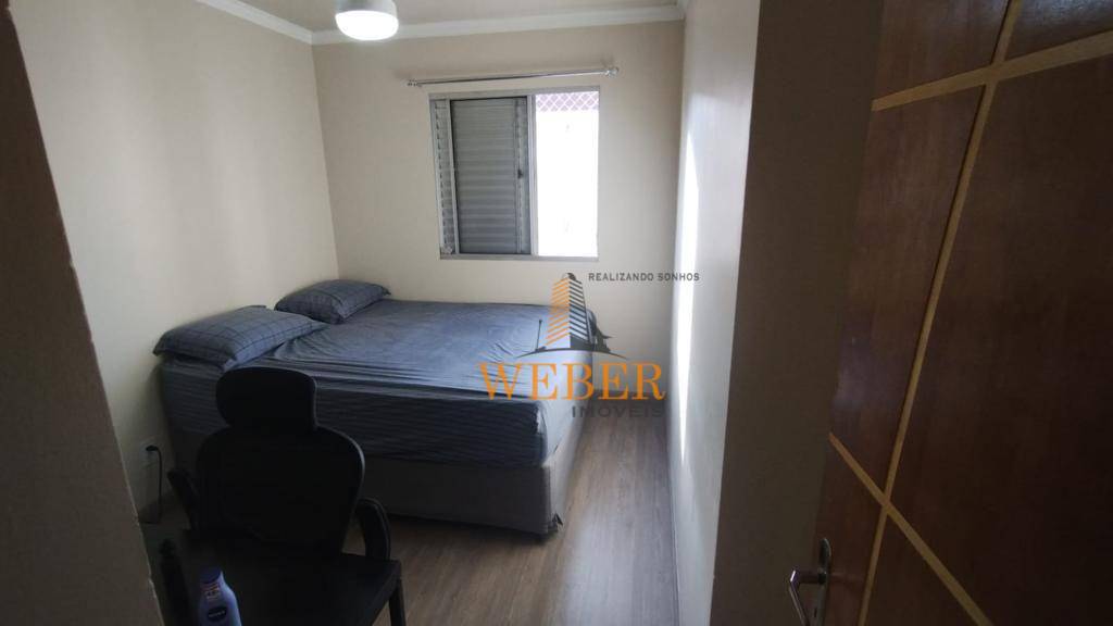 Apartamento à venda com 2 quartos, 64m² - Foto 3