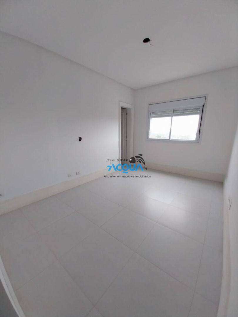 Apartamento à venda com 3 quartos, 175m² - Foto 7