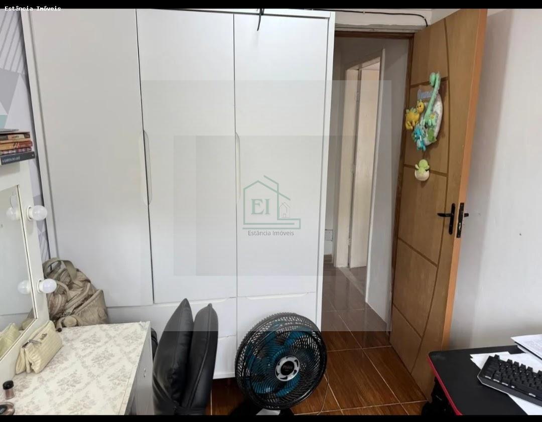 Casa à venda com 3 quartos, 200m² - Foto 12