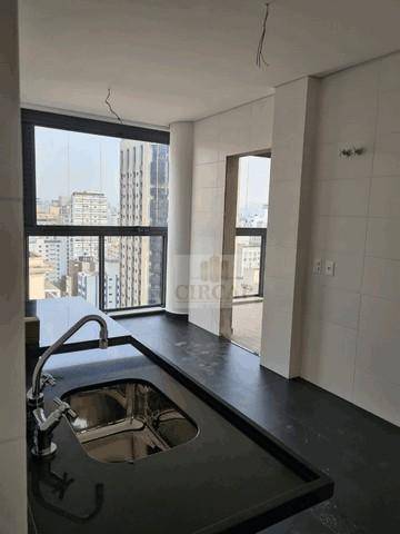 Apartamento à venda com 3 quartos, 205m² - Foto 13