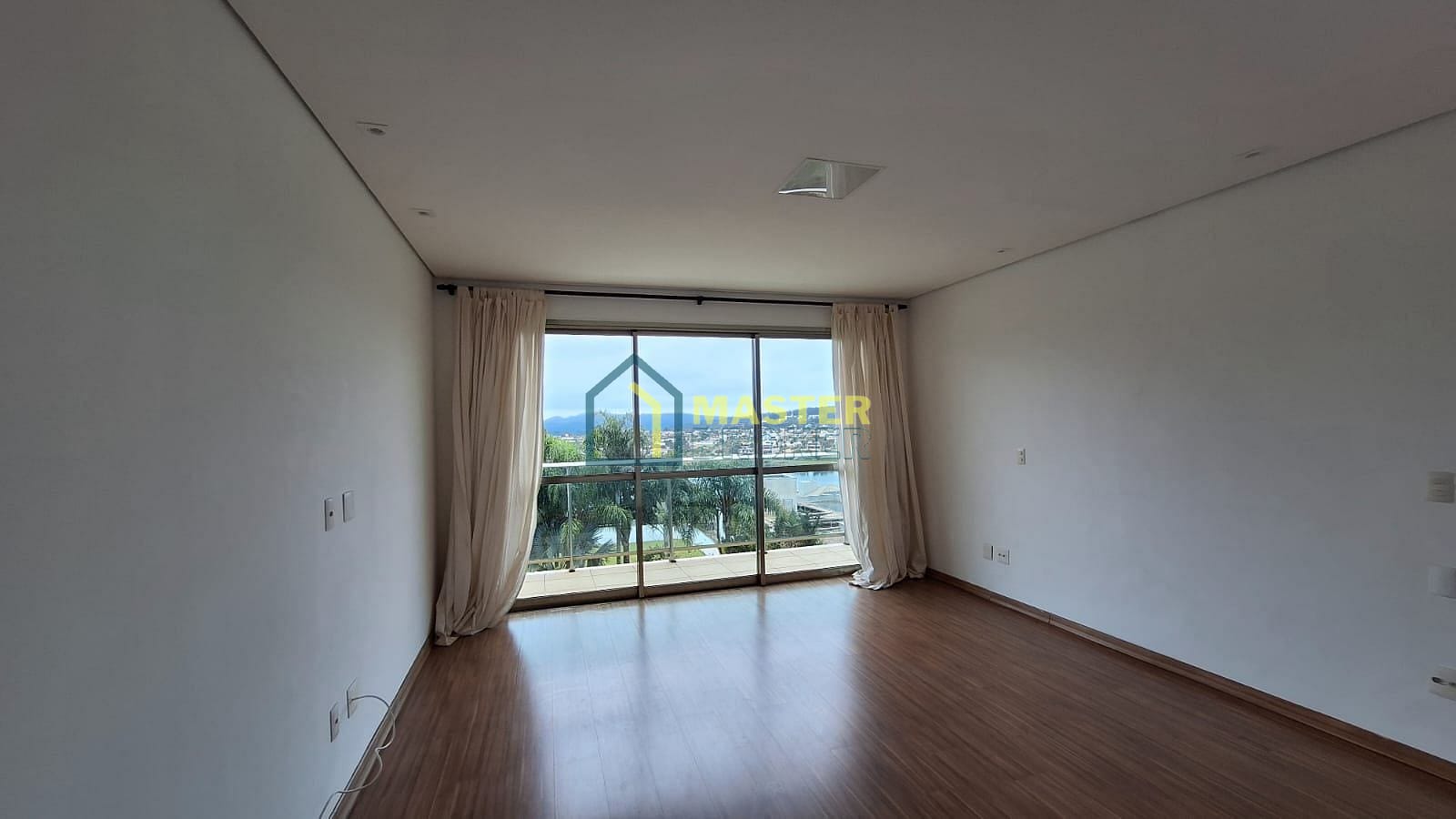 Casa à venda e aluguel com 4 quartos, 420m² - Foto 16