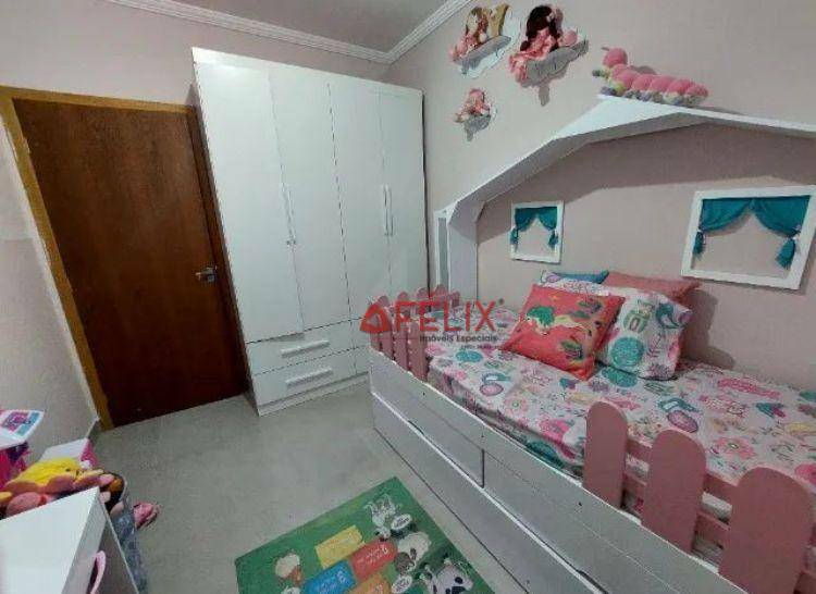 Casa à venda com 3 quartos, 100m² - Foto 15