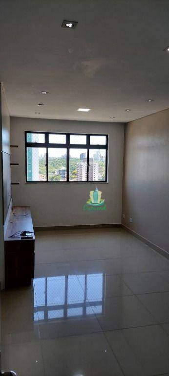 Apartamento à venda com 3 quartos, 80m² - Foto 11