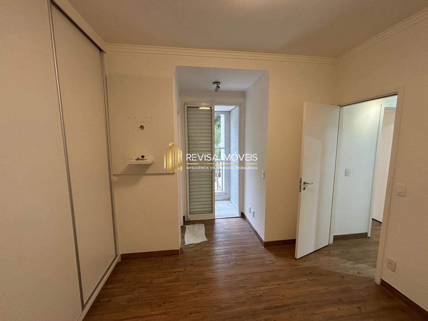 Apartamento à venda com 2 quartos, 72m² - Foto 9