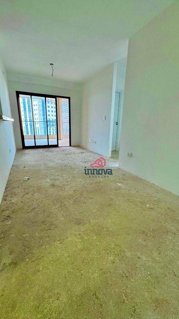 Apartamento à venda com 2 quartos, 68m² - Foto 2
