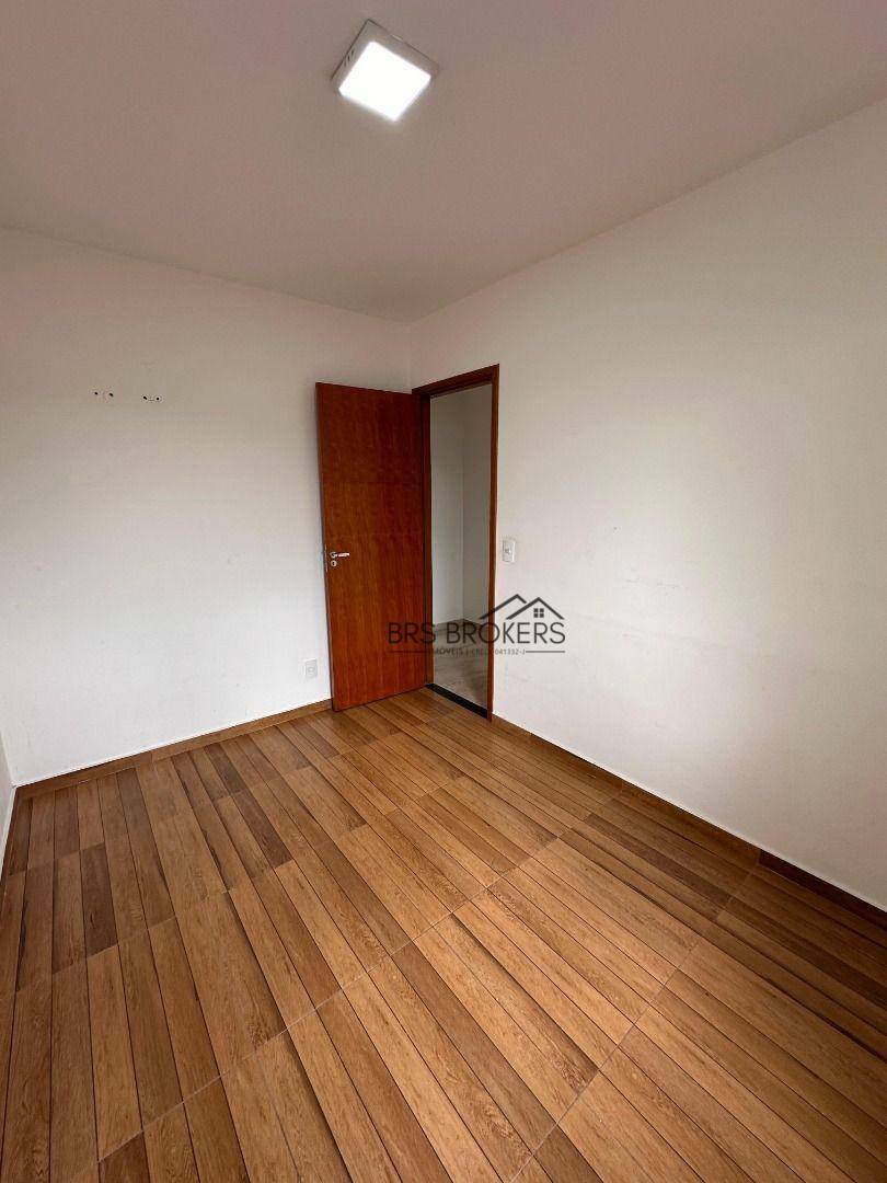 Apartamento à venda com 2 quartos, 50m² - Foto 19