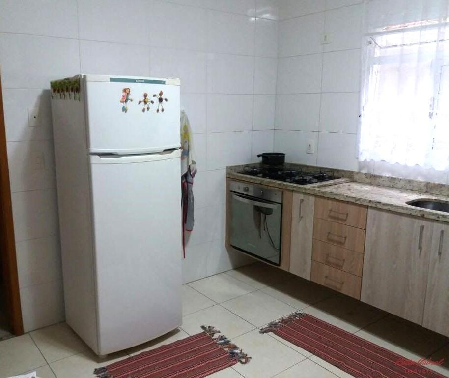 Sobrado à venda com 3 quartos, 197m² - Foto 9