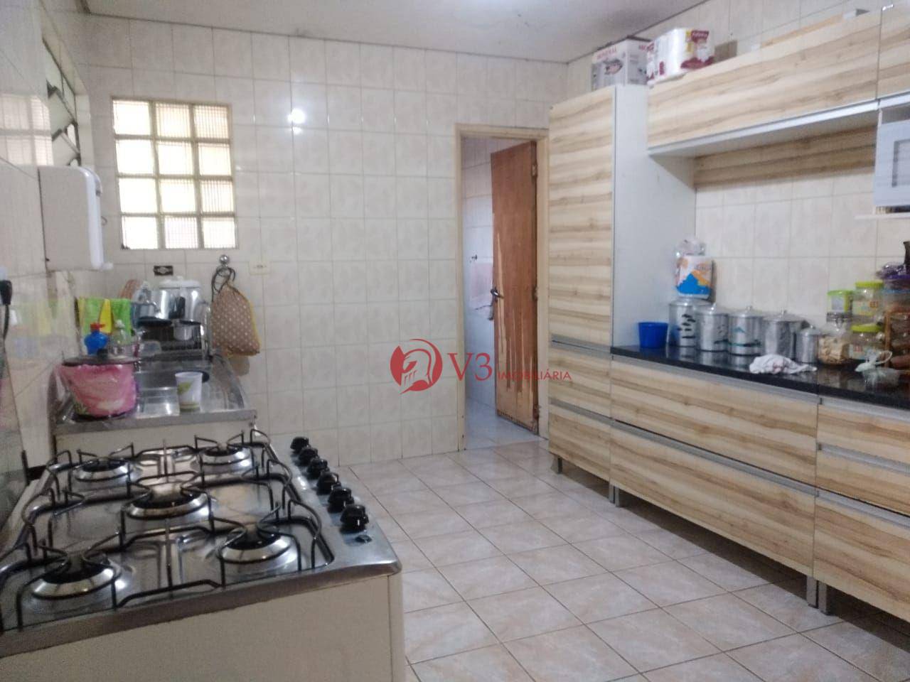 Casa à venda com 2 quartos, 198m² - Foto 3