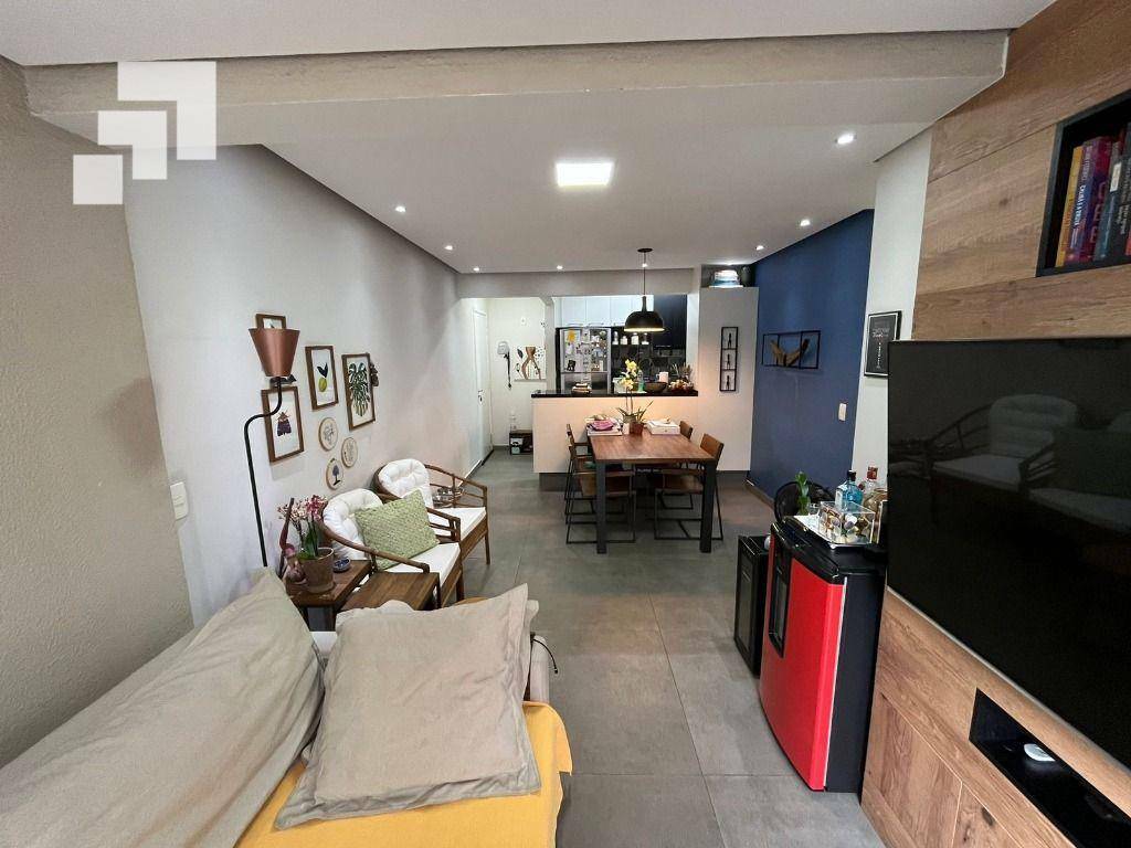 Apartamento à venda com 3 quartos, 66m² - Foto 1