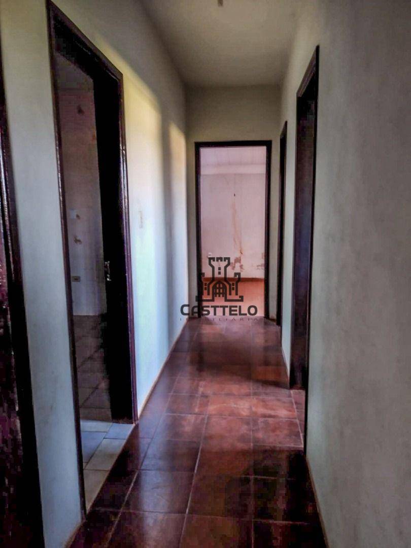 Casa à venda com 3 quartos, 307M2 - Foto 14