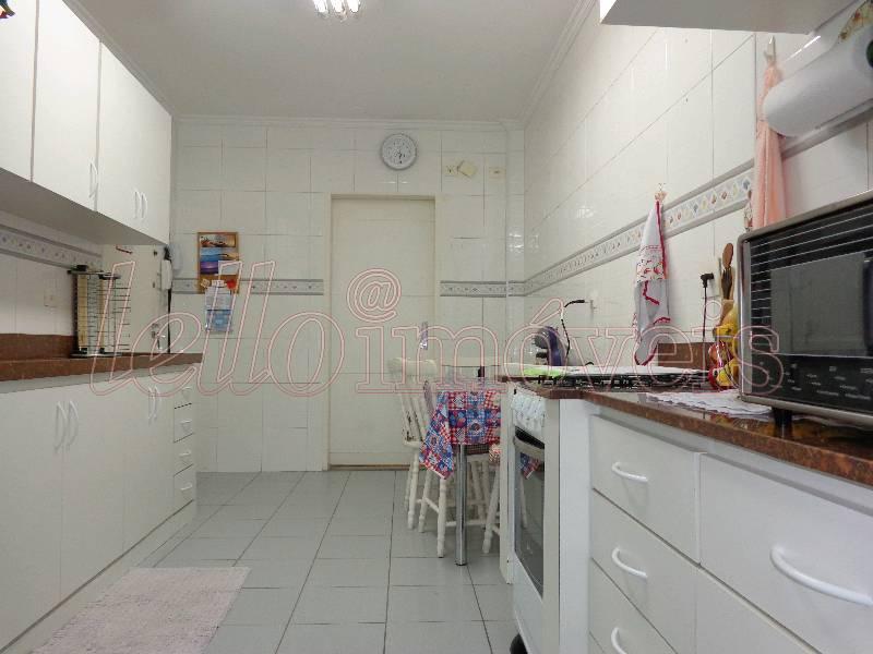 Apartamento para alugar com 3 quartos, 142m² - Foto 17