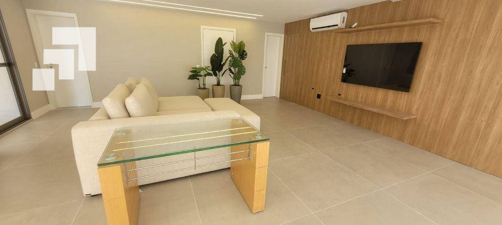 Apartamento à venda e aluguel com 3 quartos, 157m² - Foto 8