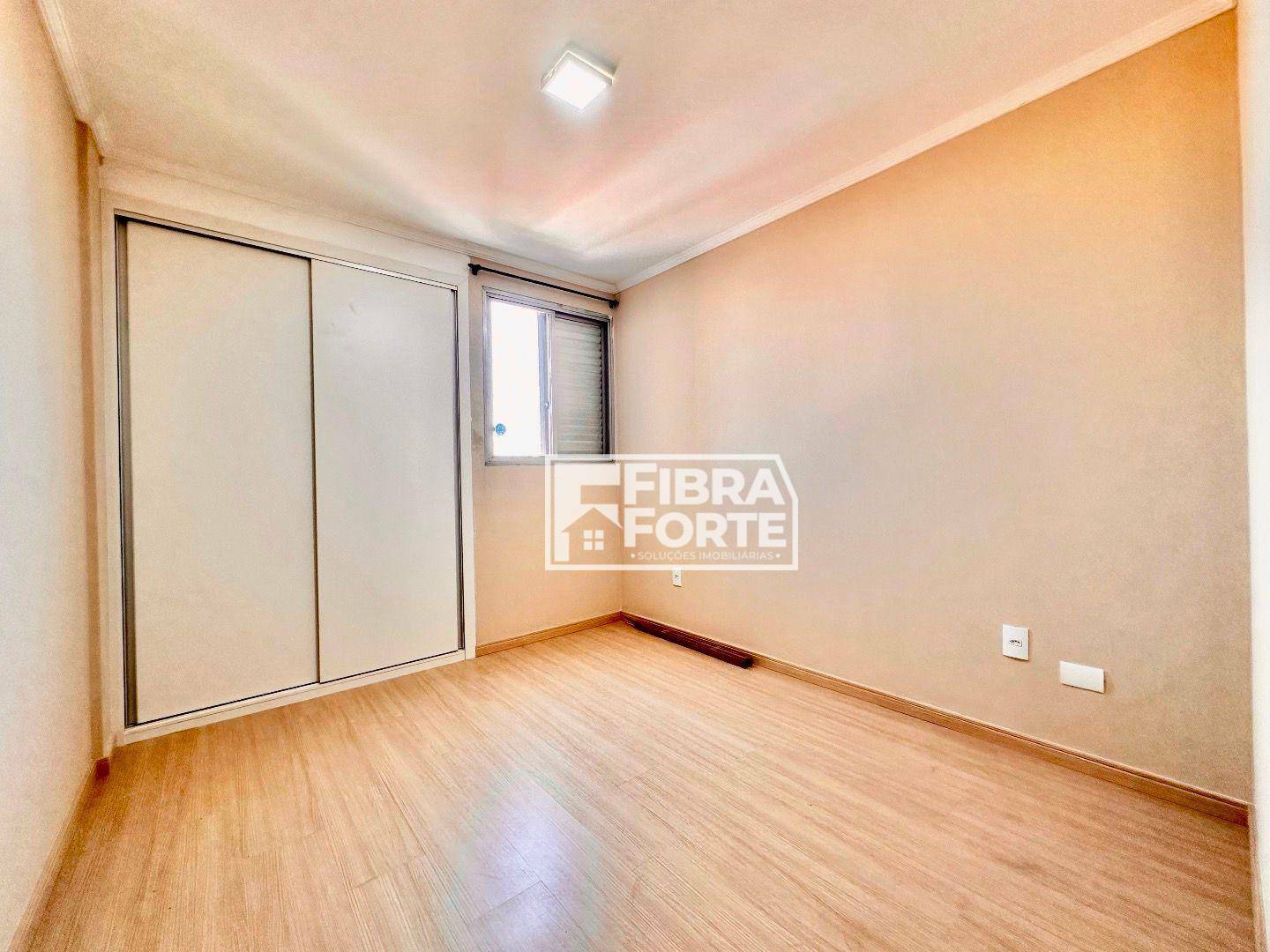 Apartamento à venda com 2 quartos, 78m² - Foto 14