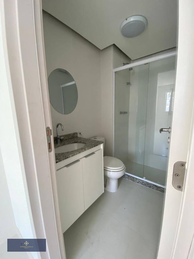 Apartamento à venda com 2 quartos, 70m² - Foto 7