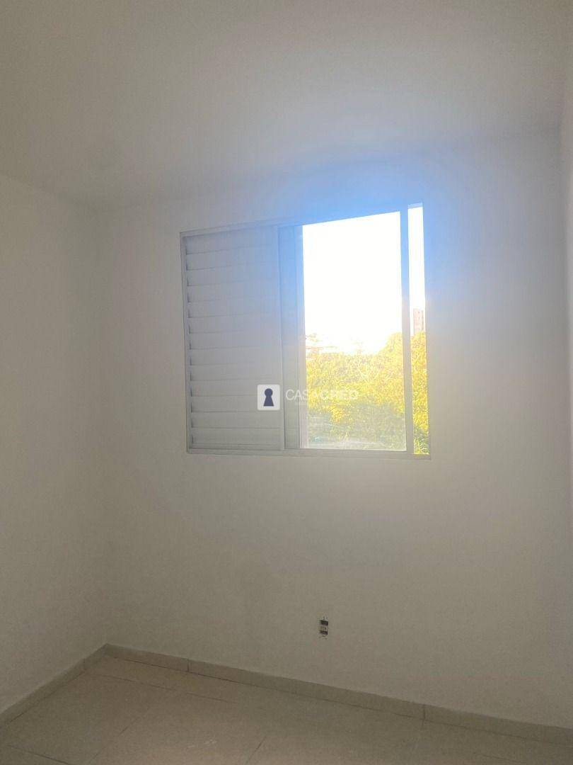 Apartamento para alugar com 2 quartos, 52m² - Foto 4
