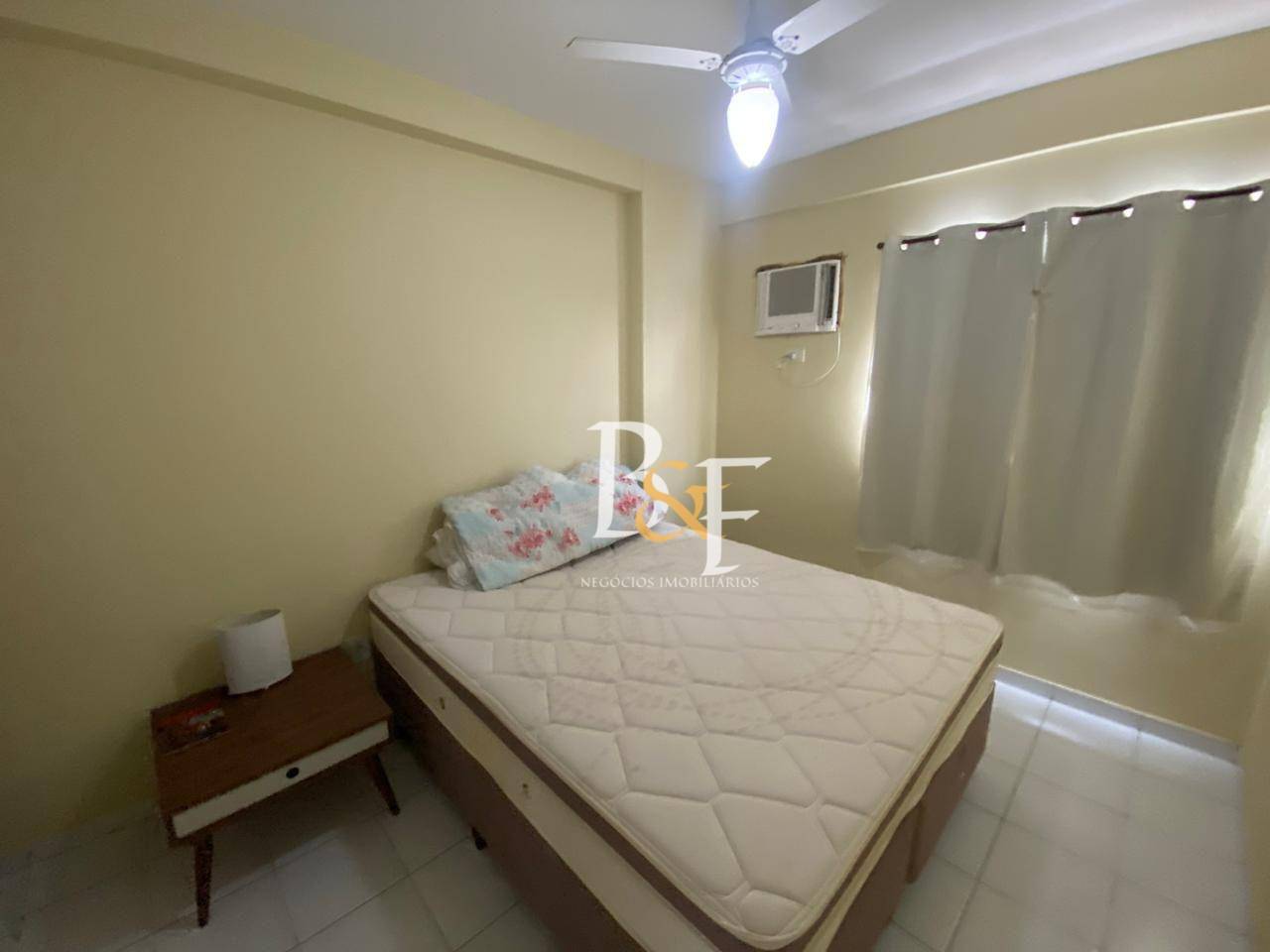 Apartamento à venda com 1 quarto, 45m² - Foto 11