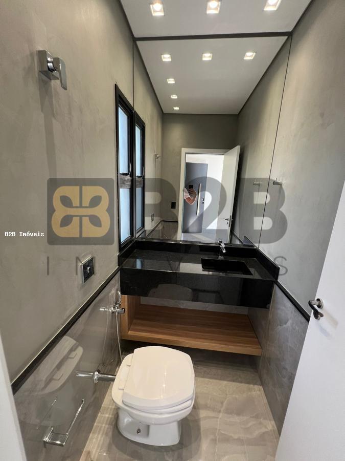 Casa de Condomínio à venda com 3 quartos, 225m² - Foto 3