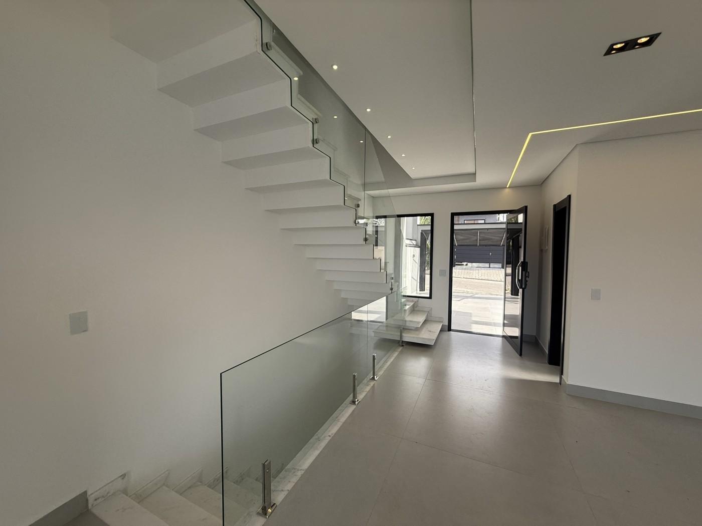 Casa à venda com 3 quartos, 215m² - Foto 17