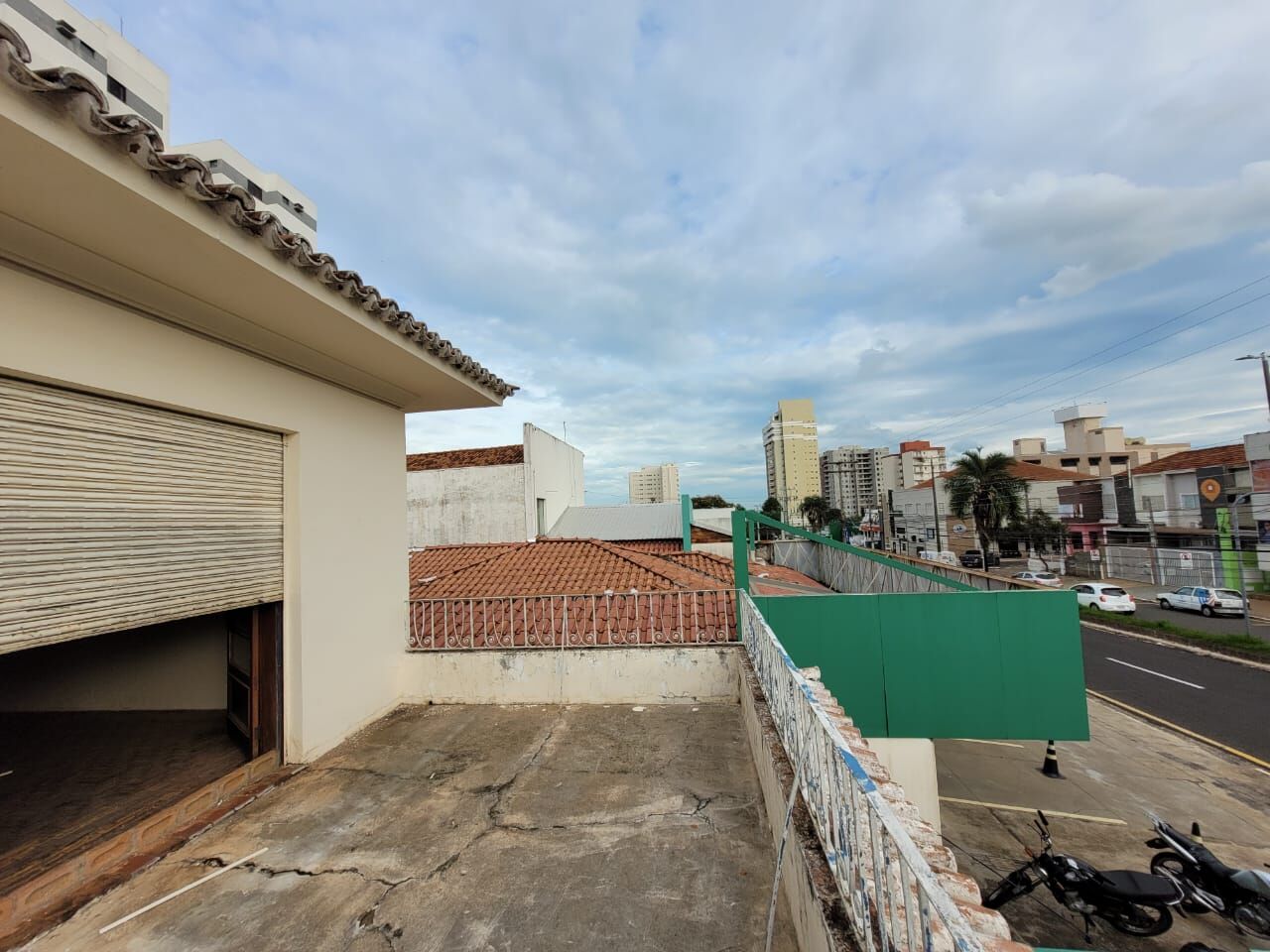 Depósito-Galpão-Armazém à venda, 350m² - Foto 1