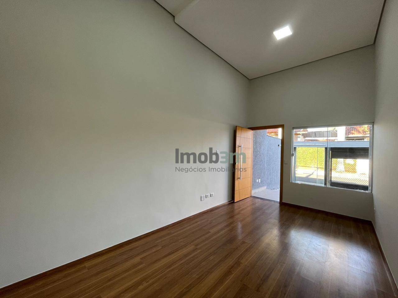 Casa à venda e aluguel com 3 quartos, 87m² - Foto 3