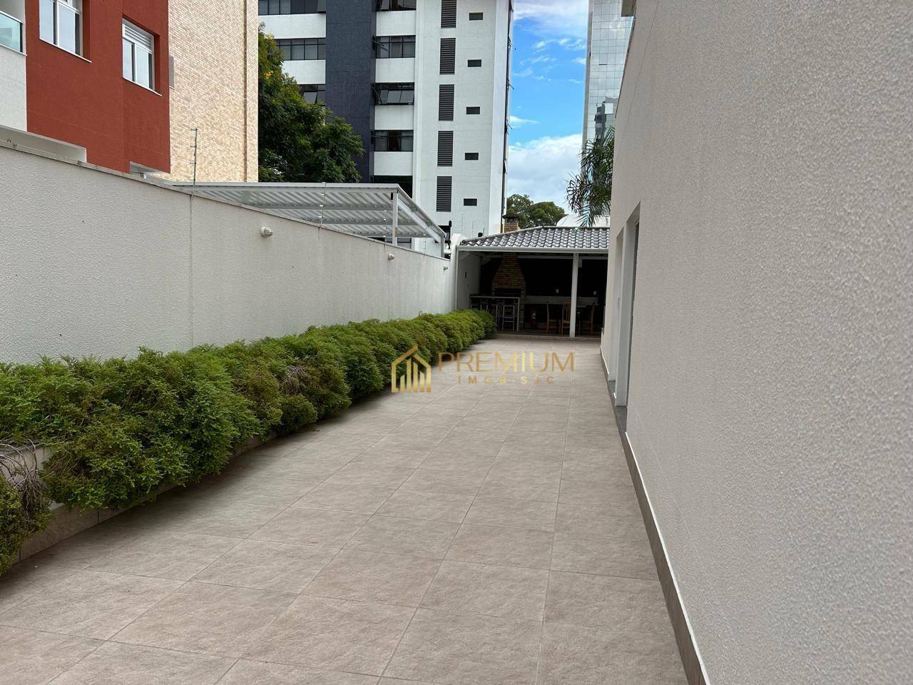 Apartamento à venda com 2 quartos, 71m² - Foto 3