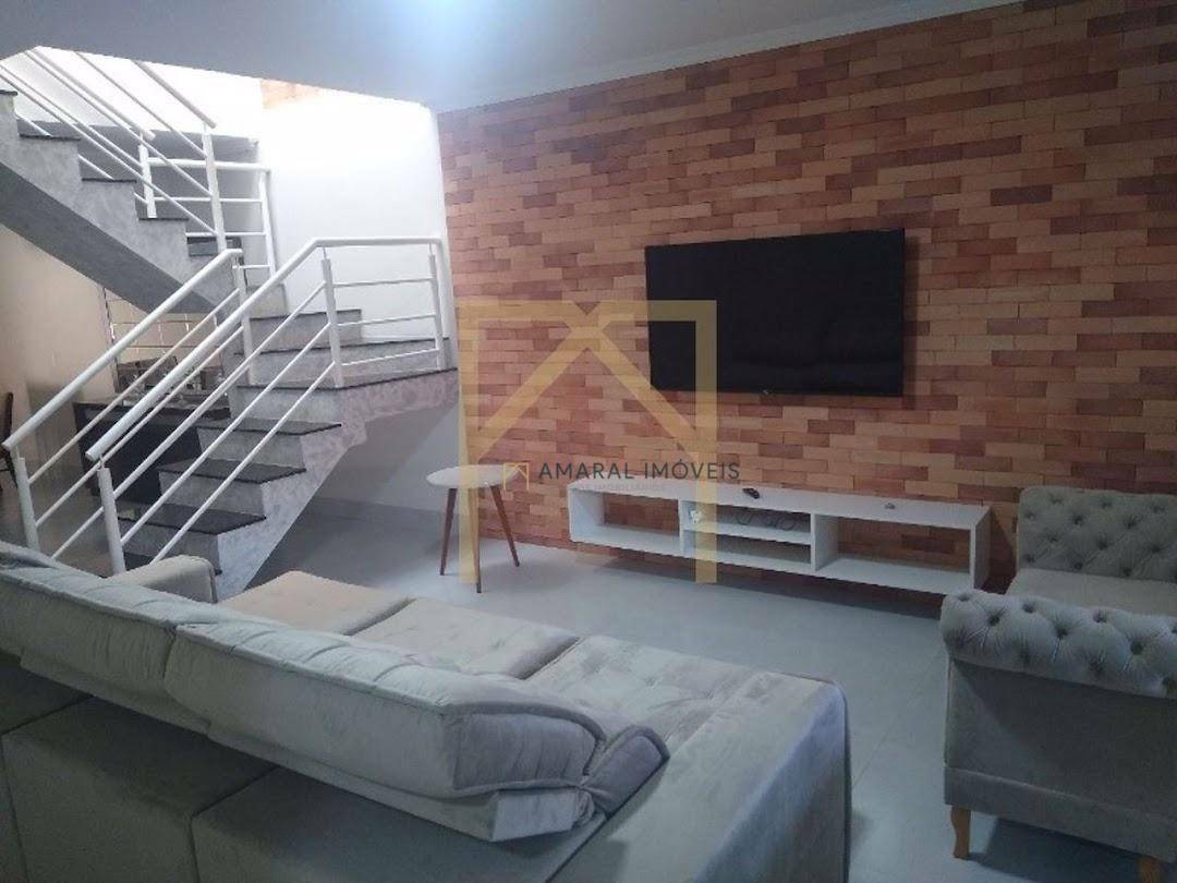 Casa à venda e aluguel com 3 quartos, 420m² - Foto 4