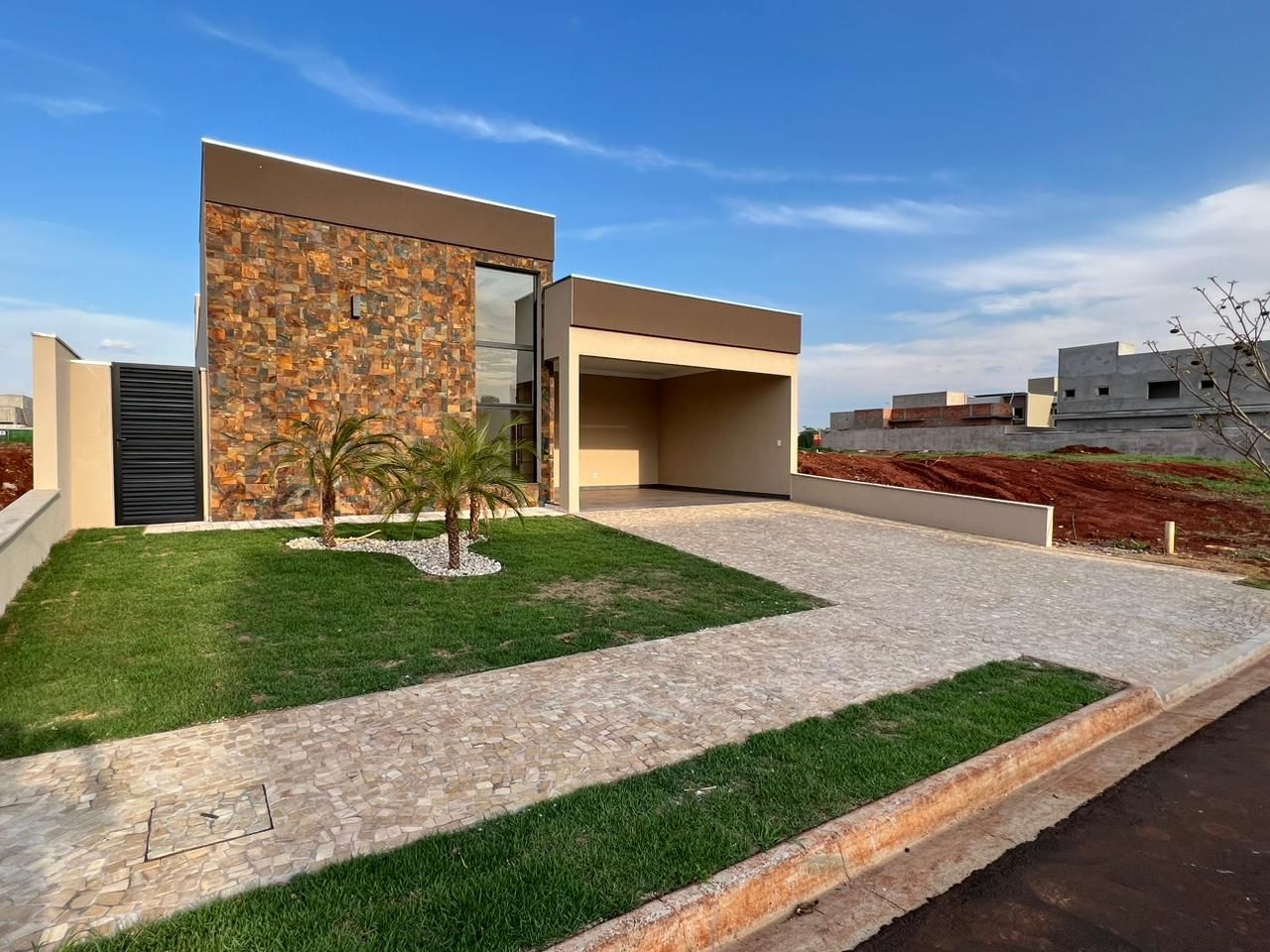 Casa de Condomínio à venda com 3 quartos, 150m² - Foto 2