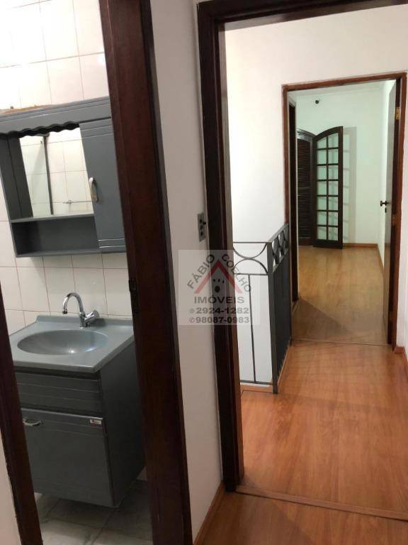 Casa à venda com 2 quartos, 108m² - Foto 1