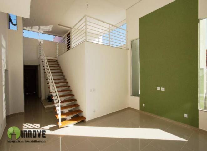 Casa à venda com 3 quartos, 163m² - Foto 8