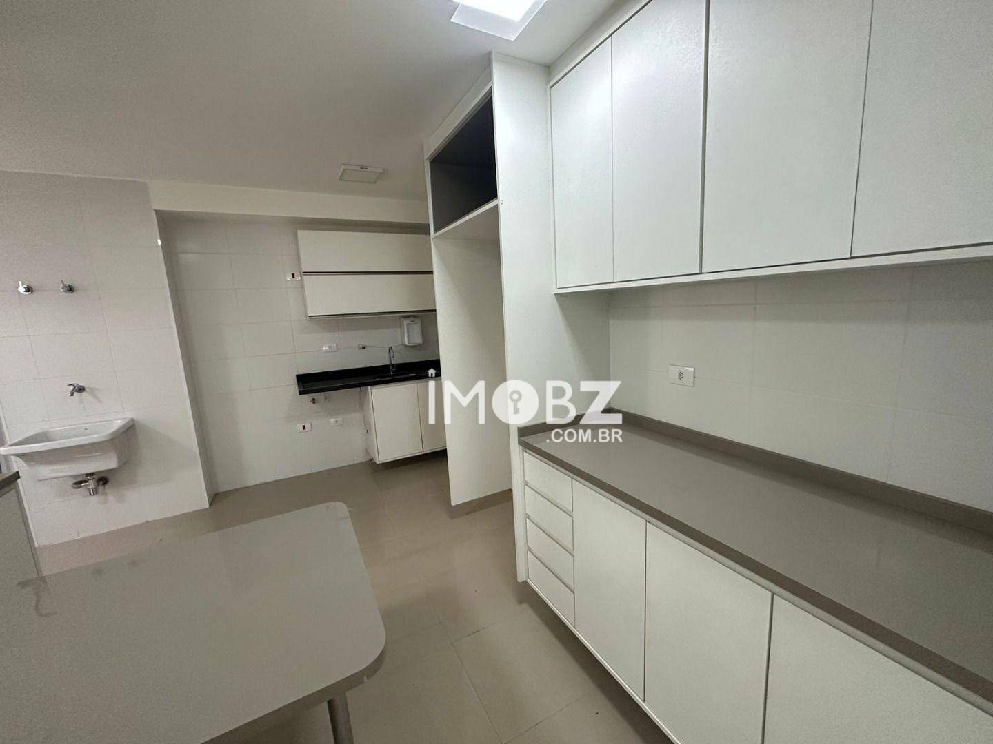 Apartamento à venda com 3 quartos, 120m² - Foto 12