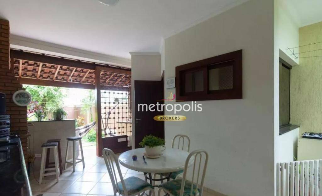 Sobrado à venda e aluguel com 3 quartos, 260m² - Foto 32