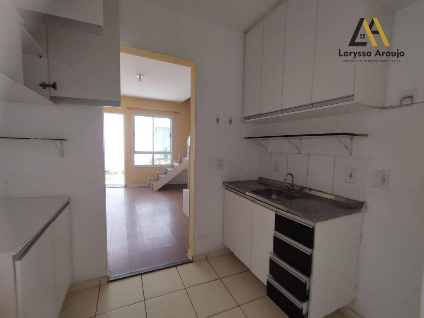 Sobrado para alugar com 2 quartos, 50m² - Foto 9