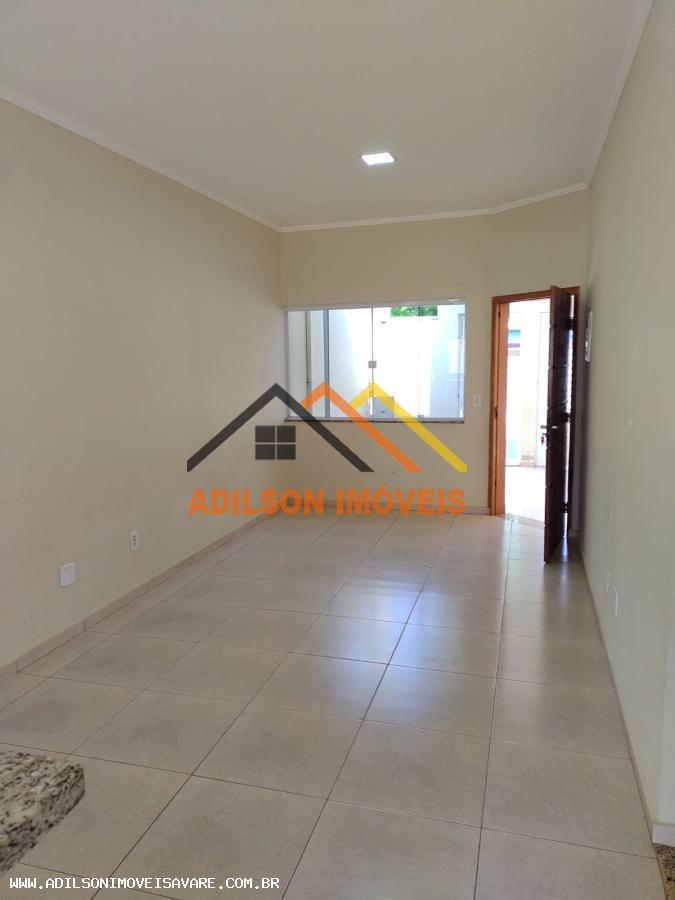 Casa à venda com 3 quartos, 200m² - Foto 10