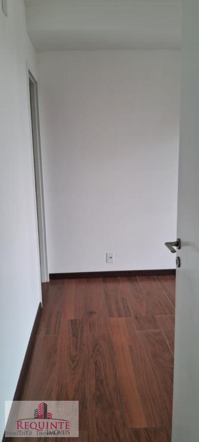 Apartamento para alugar com 2 quartos, 65m² - Foto 18