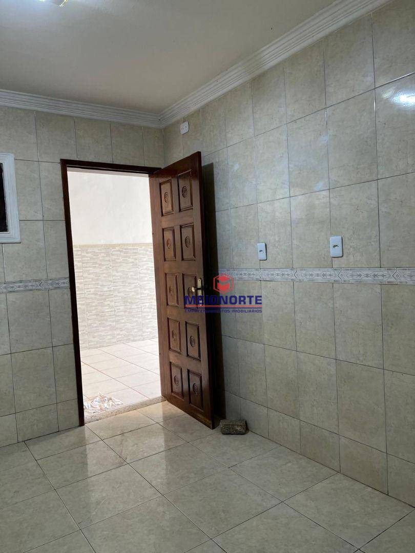 Casa à venda com 4 quartos, 250m² - Foto 12