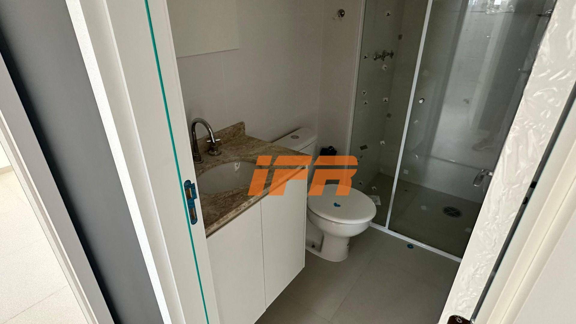 Apartamento para alugar com 2 quartos, 65m² - Foto 5