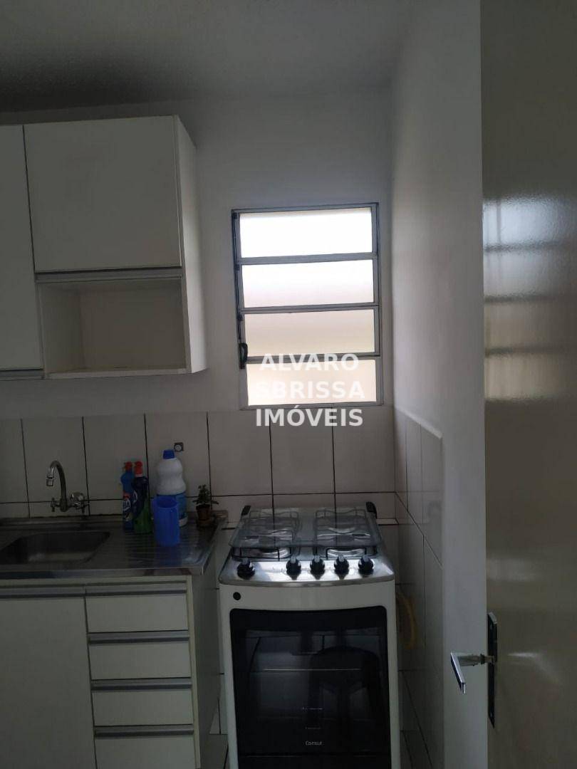 Apartamento à venda com 2 quartos, 49m² - Foto 8