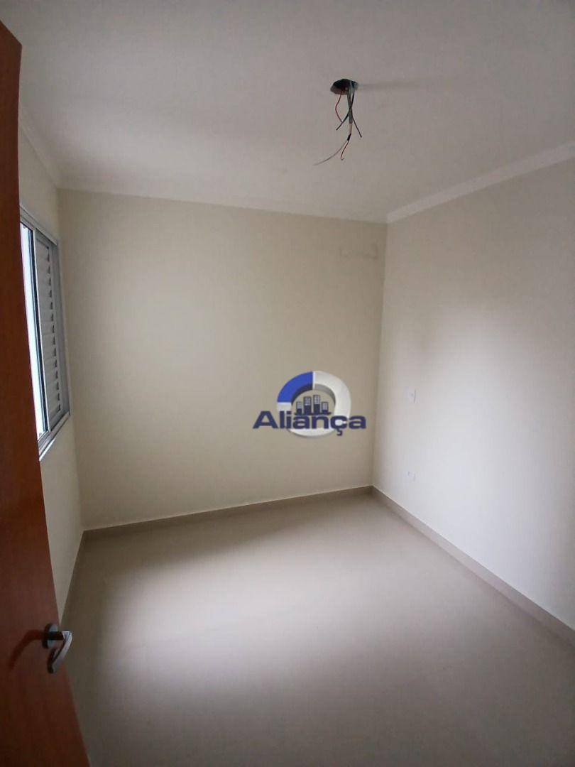 Apartamento à venda com 2 quartos, 38m² - Foto 4