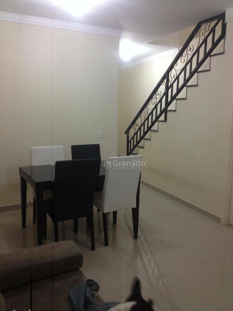 Sobrado à venda com 3 quartos, 112m² - Foto 1