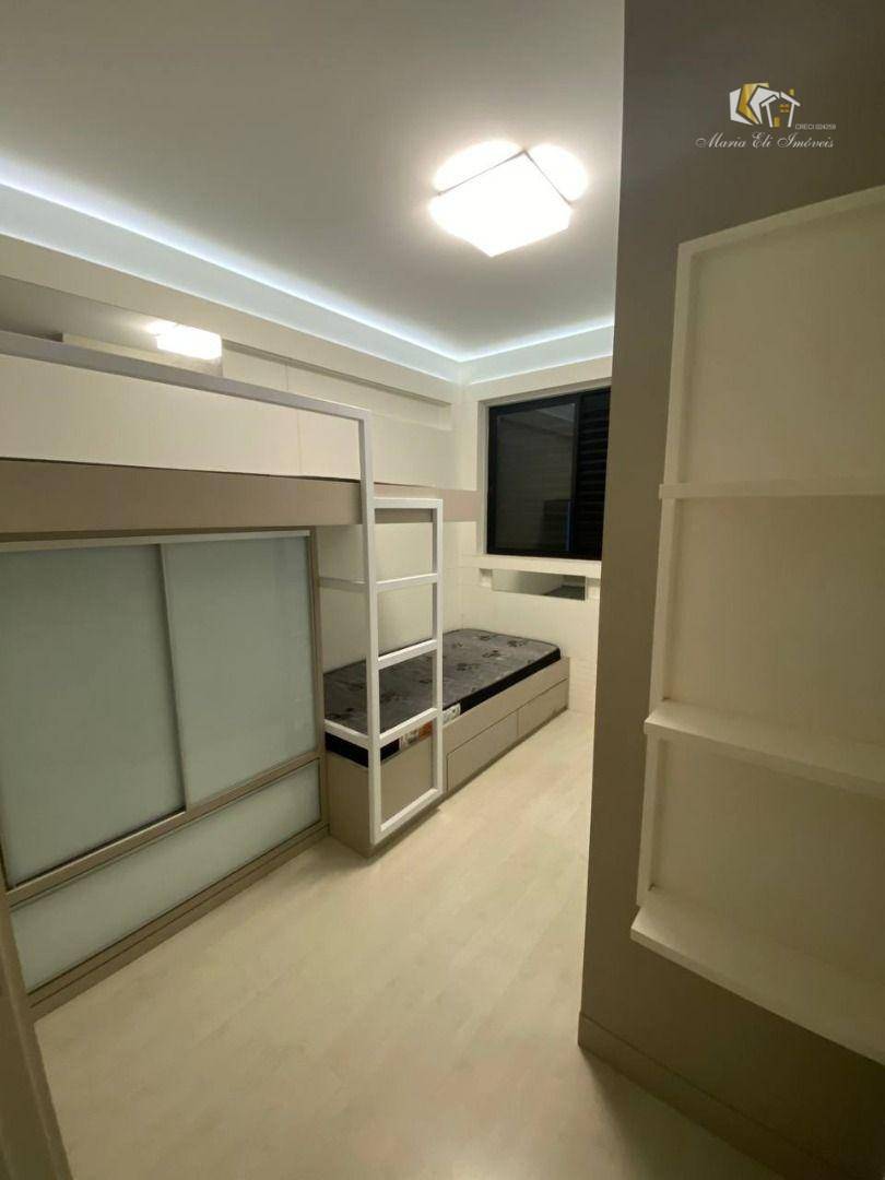 Apartamento à venda com 4 quartos, 157m² - Foto 22