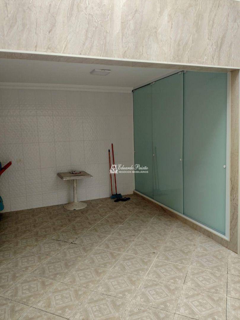 Sobrado à venda com 3 quartos, 224m² - Foto 18