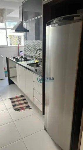 Apartamento à venda com 2 quartos, 76m² - Foto 17