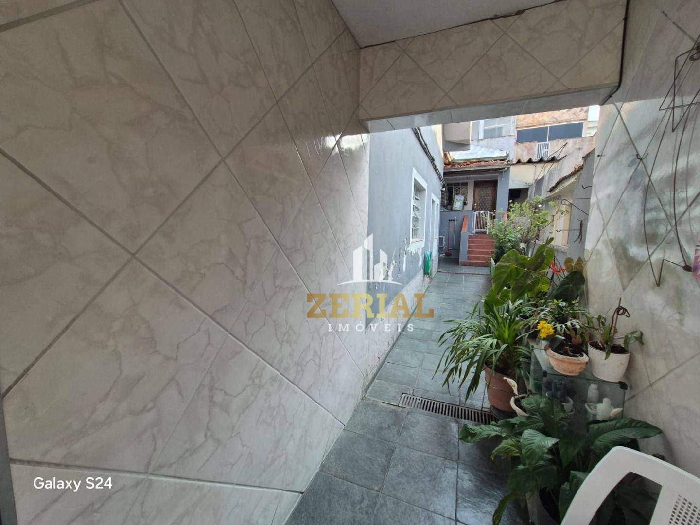 Sobrado à venda com 3 quartos, 190m² - Foto 2