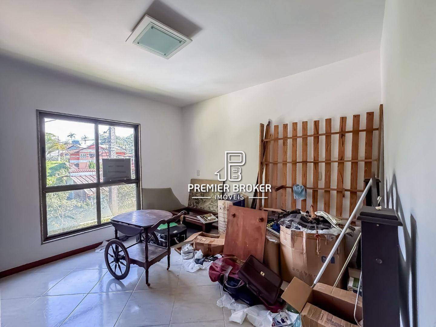 Casa de Condomínio à venda com 5 quartos, 213m² - Foto 27