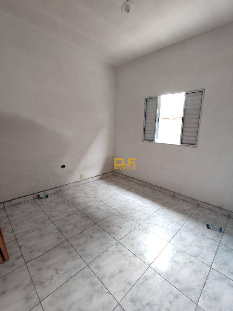 Casa à venda com 2 quartos, 69m² - Foto 3