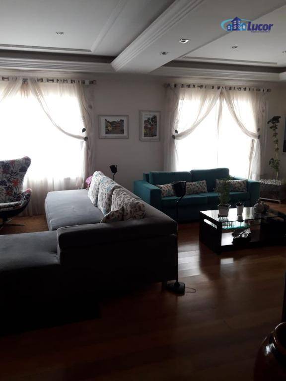 Apartamento à venda com 3 quartos, 185m² - Foto 2